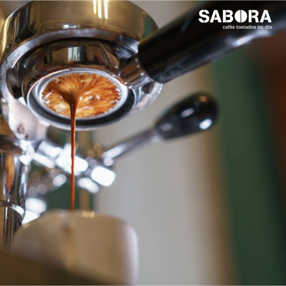 Máquina de café espresso  con portrafiltro naked