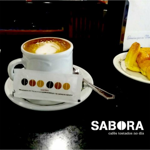 Café con leite de Sabora